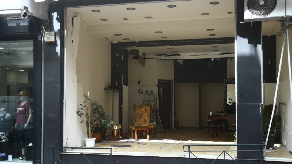 Εμπρηστική επίθεση σε ενεχυροδανειστήριο στο Ίλιον